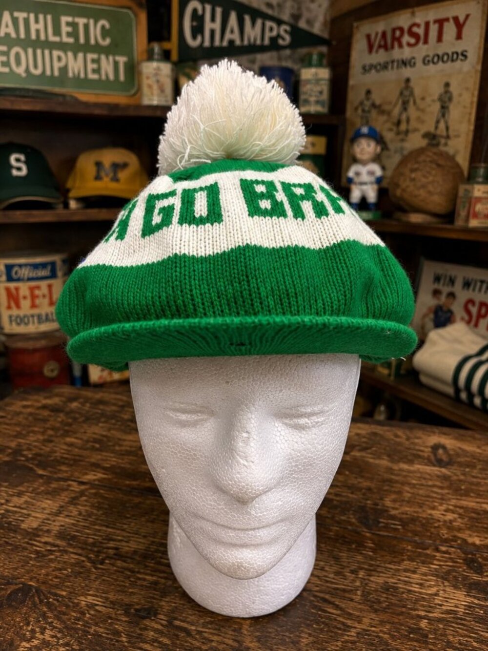 Vintage Knit Pom Beanie Hat Green & White Acrylic One Size Shamrock Graphic Good